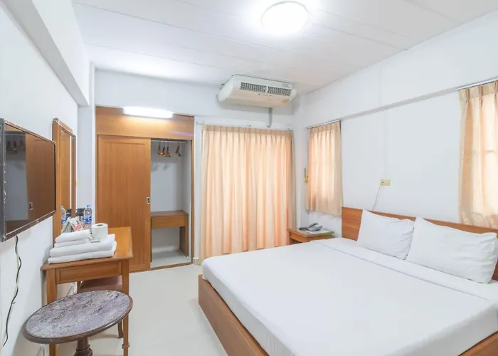Siam Palace 3*
